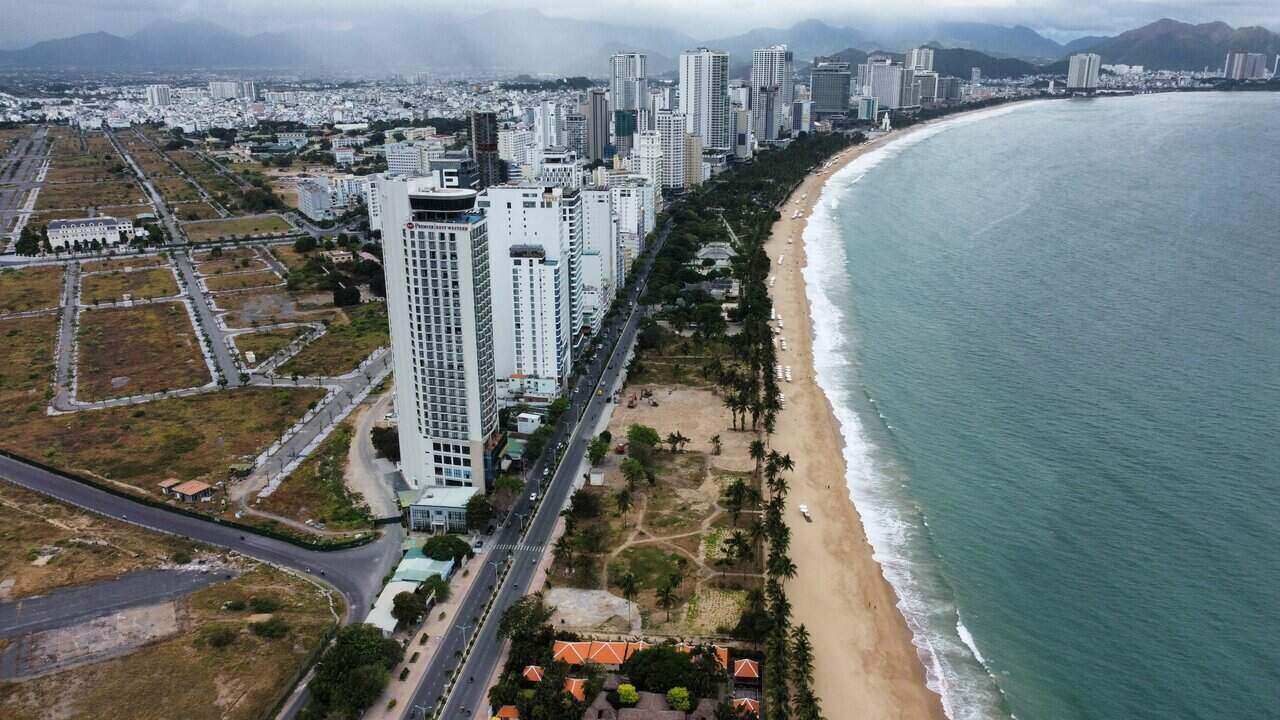 Dự án chắn biển ở Nha Trang hoàn tất tháo dỡ. Ảnh: Hữu Long