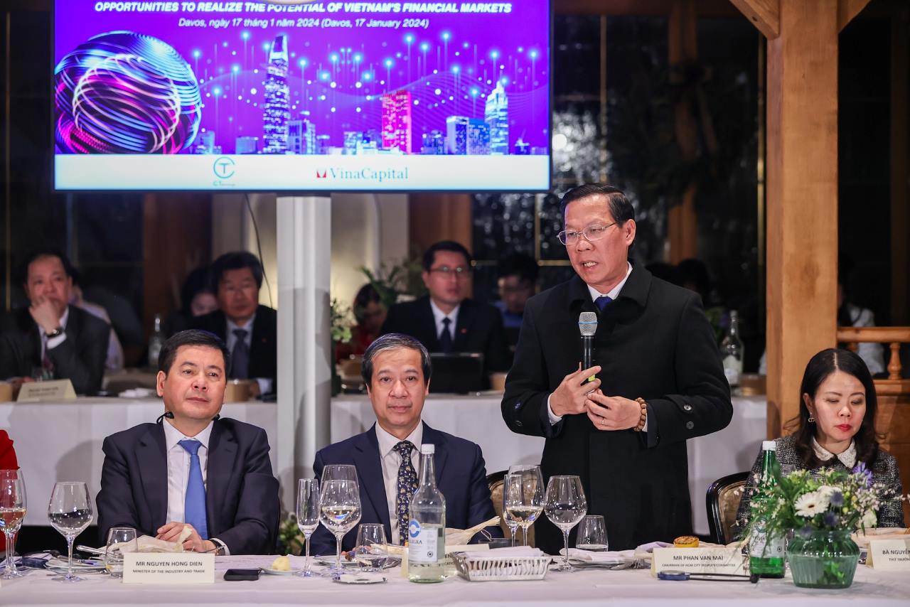 Chủ tịch Ủy ban Nhân dân Thành phố Hồ Chí Minh Phan Văn Mãi cho biết theo kế hoạch, tới năm 2030, Thành phố sẽ hình thành trung tâm tài chính khu vực. Ảnh: VGP