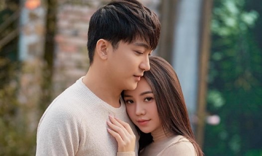 B Trần và Quỳnh Kool đóng vai vợ chồng trong "Chúng ta của 8 năm sau". Ảnh: Facebook nhân vật