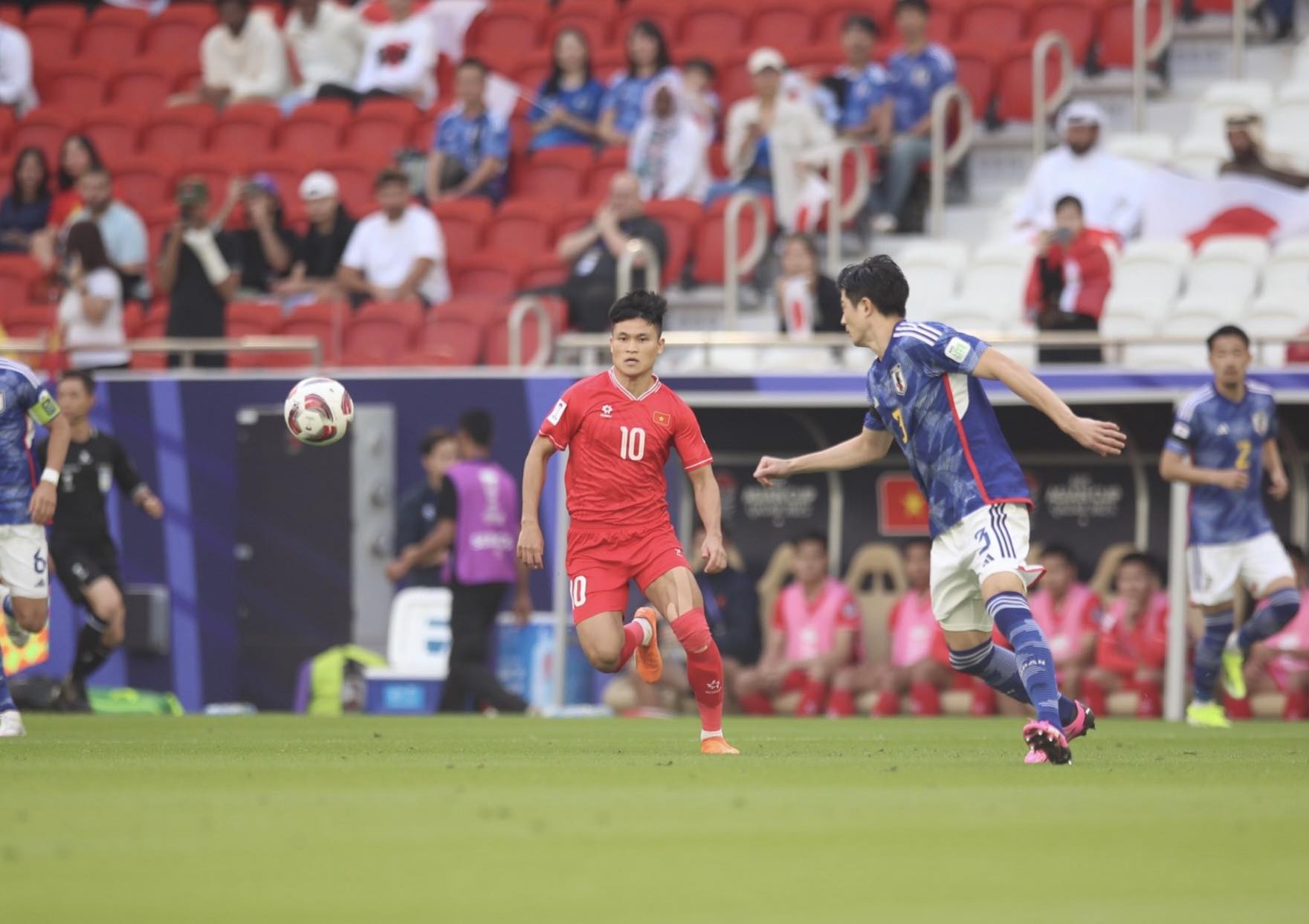 Tuyển Nhật Bản có trận đấu vất vả trước tuyển Việt Nam ở lượt trận ra quân bảng D. Ảnh: Quỳnh Anh