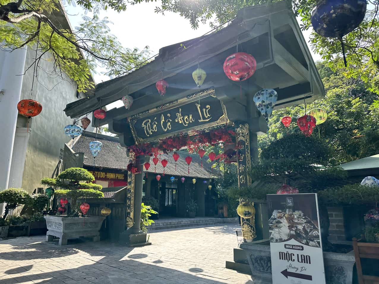 Phố cổ Hoa Lư (Ninh Bình) được phục dựng và đưa vào khai thác giai đoạn 1 từ tháng 1.2022. Ảnh: Nguyễn Trường