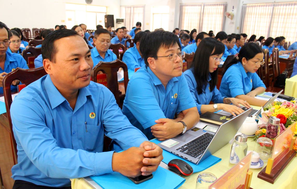 Đại biểu tại Hội nghị. Ảnh: Lâm Điền