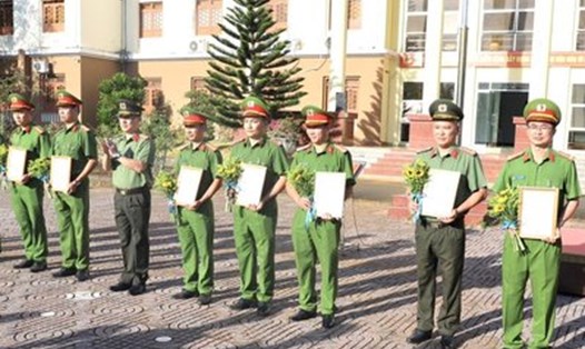 Nhiều đơn vị nghiệp vụ của trực thuộc Công an tỉnh Đắk Nông đã được Bộ Công an trao thưởng vì đã có thành tích xuất sắc. Ảnh: Minh Quỳnh