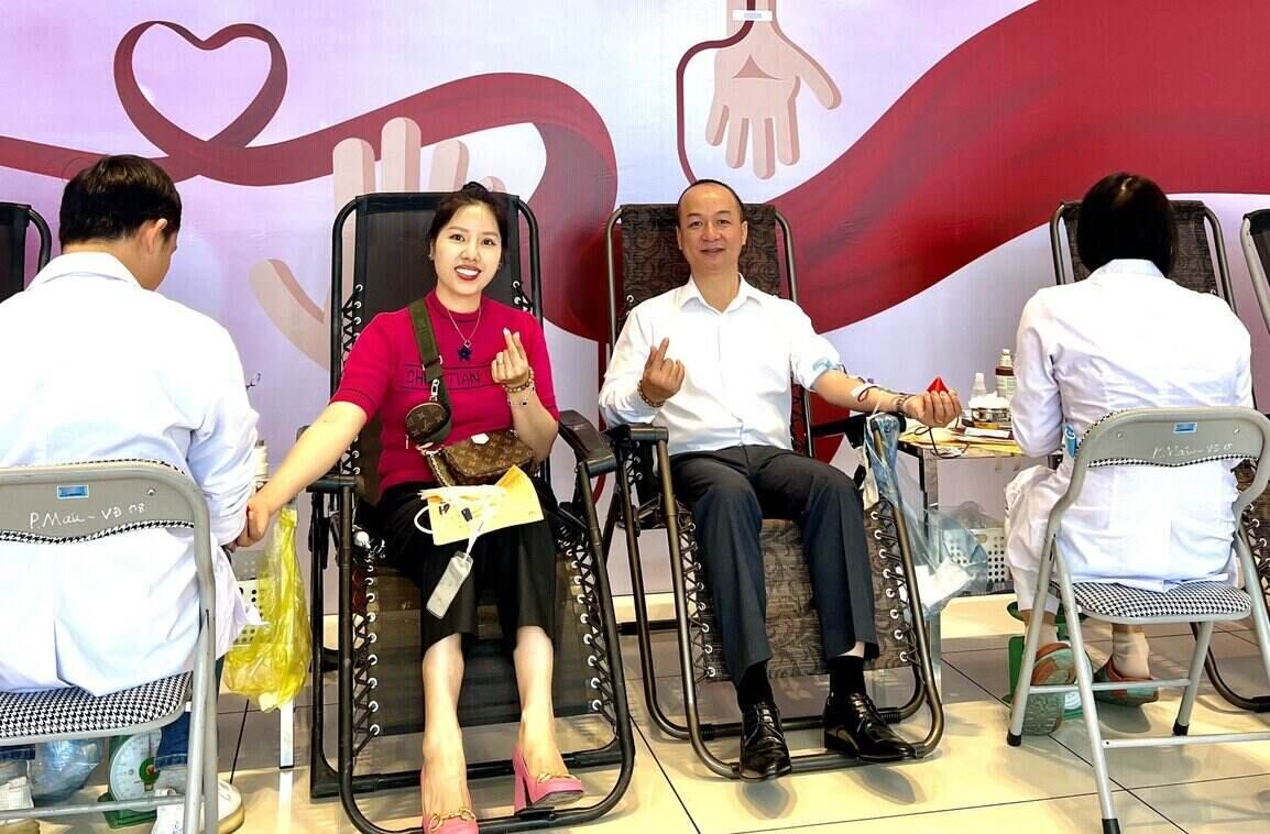 Ngày hội hiến máu tình nguyện năm 2024 do Công đoàn Công ty TNHH Motor N.A Việt Nam thu hút đoàn viên, người lao động tham gia. Ảnh: Thuỳ Linh