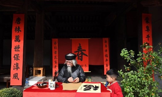 Hoạt động ở "Tết làng Việt". Ảnh: Ban tổ chức