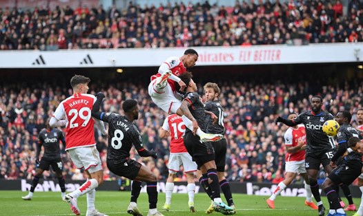 Những tình huống cố định trở thành điểm mạnh của Arsenal tại mùa giải năm nay. Ảnh: Arsenal FC