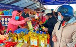 Dù khó khăn, vẫn lo Tết cho đoàn viên, công nhân