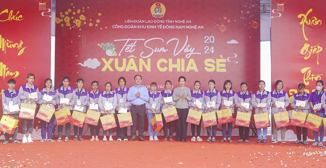 Hơn 1.500 công nhân Khu Kinh tế Đông Nam Nghệ An vui Tết sum vầy