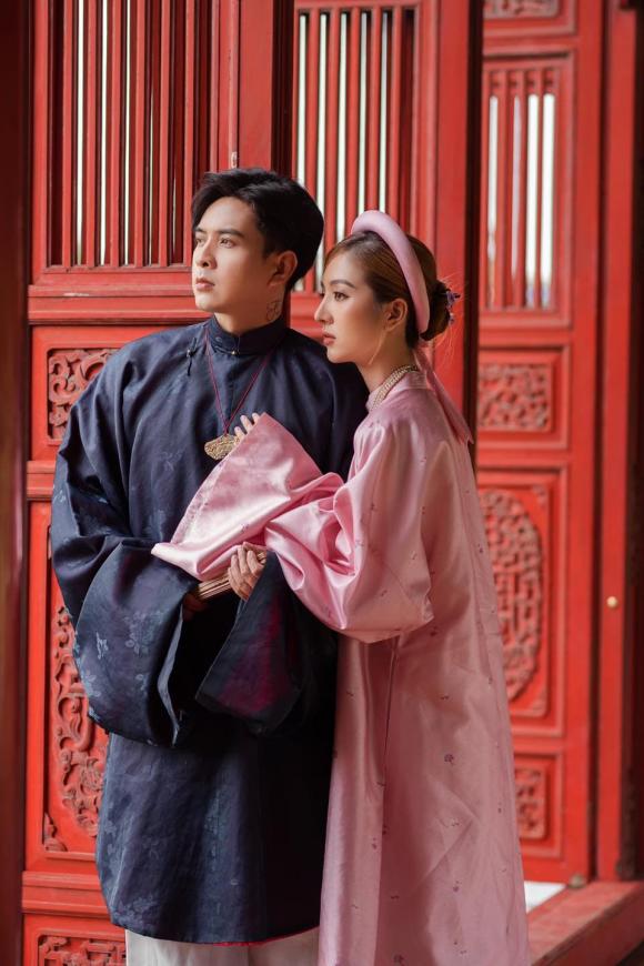 Hồ Quang Hiếu và vợ sắp cưới tung bộ ảnh phong cách truyền thống. Ảnh: Facebook nhân vật