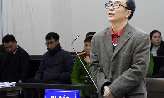 Bị cáo Trần Hùng tại phiên toà phúc thẩm. Ảnh: Quang Việt