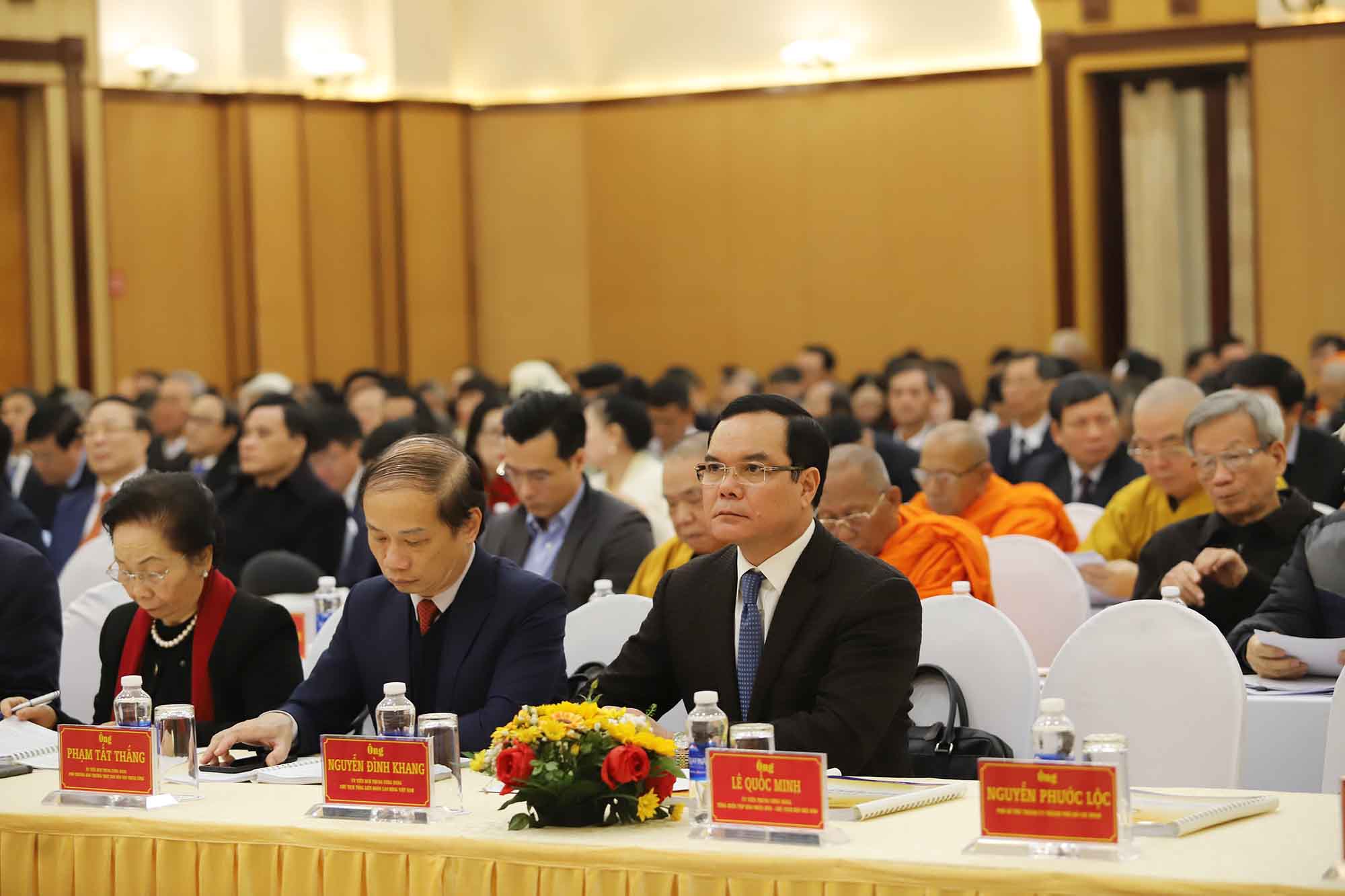 Chủ tịch Tổng Liên đoàn Lao động Việt Nam Nguyễn Đình Khang và các đại biểu tham dự hội nghị. Ảnh: Phạm Đông