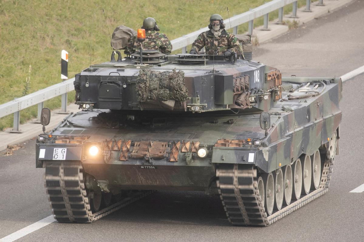 Một xe tăng Leopard 2 của Đức - loại xe Đức và một số quốc gia phương Tây viện trợ cho Ukraina. Ảnh: Xinhua