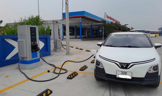 Xe điện ngày càng phát triển ở Việt Nam. Ảnh: Xuyên Đông