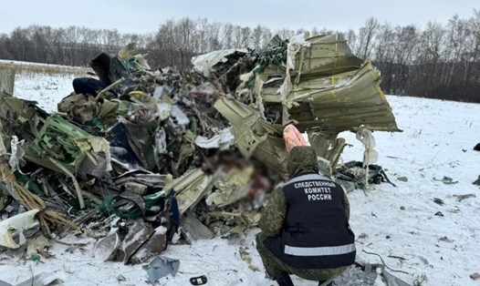 Mảnh vỡ máy bay Il-76 của Nga bị bắn rơi ngày 24.1.2024 Belgorod, Nga. Ảnh: Ủy ban Điều tra Nga
