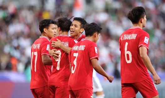 Tiền vệ Hùng Dũng quyết tâm đánh bại Indonesia tại vòng loại World Cup 2026. Ảnh: Quỳnh Anh