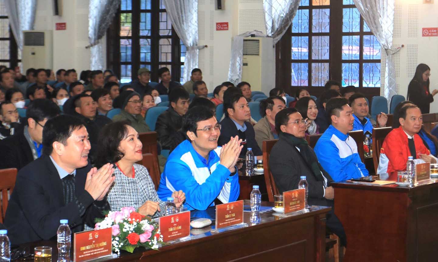 Tham dự chương trình có ông Bùi Quang Huy, Ủy viên dự khuyết Ban chấp hành Trung ương Đảng, Bí thư thứ nhất Trung ương Đoàn, lãnh đạo Tỉnh ủy, Tỉnh đoàn Nghệ An và đại diện lãnh đạo Sabeco.