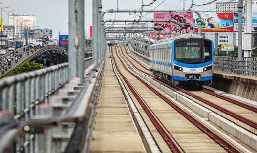 TPHCM đặt mục tiêu vận hành thương mại Metro số 1 từ tháng 7.2024. Ảnh: Anh Tú