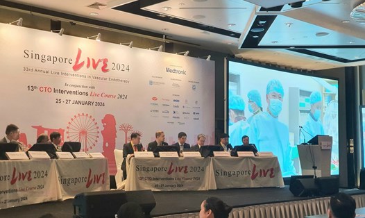 Ban tổ chức Hội nghị Tim mạch can thiệp Singapore live đã mời Viện Tim mạch Việt Nam tham dự trình diễn trực tiếp ca can thiệp mạch vành phức tạp. Ảnh: BVCC