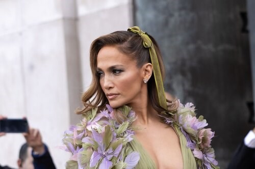 Sức hút của Jennifer Lopez show Haute Couture Xuân - Hè 2024