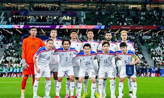 Truyền thông Thái Lan dành lời nhắc nhở đến đội nhà sau màn thể hiện tại Asian Cup 2023. Ảnh: Changsuek