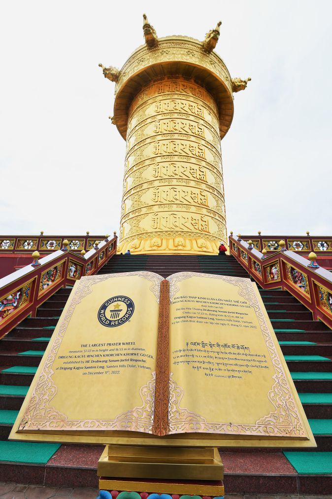 Đại bảo tháp Kinh luân Drigung Kagyu Rinchen Khorchen Khorwe Go Gek.