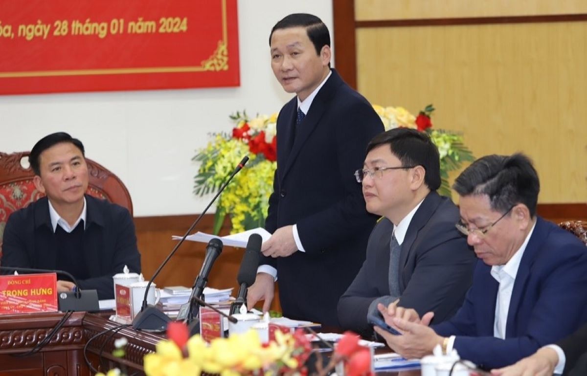 Ông Đỗ Minh Tuấn - Chủ tịch UBND tỉnh Thanh Hóa phát biểu tại buổi làm việc. Ảnh: Minh Hiếu