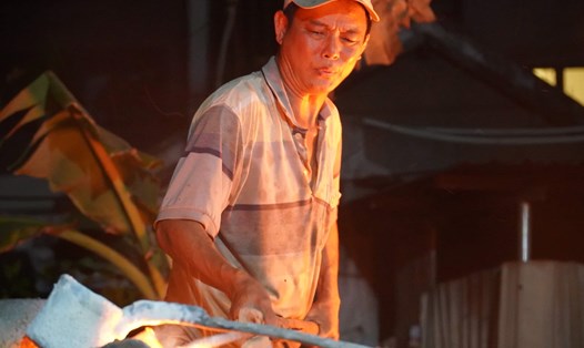 Làng nghề đúc đồng Phú Lộc thuộc huyện Diên Khánh đã hình thành hơn 100 năm. Ảnh: Hữu Long