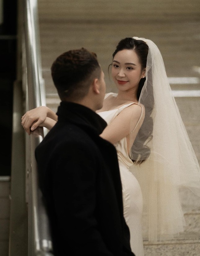 Kim Oanh chưa hé lộ danh tính chồng sắp cưới. Ảnh: Facebook nhân vật