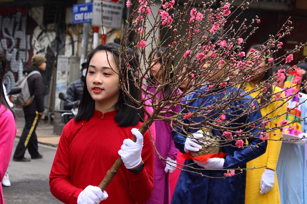 Lễ rước và dâng lễ cửa Đình là hoạt động mở màn cho chương trình “Tết Việt - Tết Phố” 2024. Ảnh: Lê Tuyến