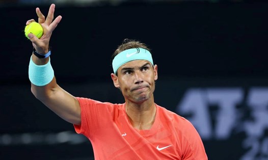 Rafael Nadal có trận đánh đơn đầu tiên sau 349 ngày. Ảnh: Tennis365
