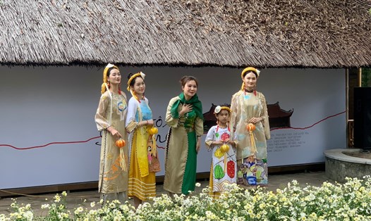 Nhiều bộ sưu tập áo dài sẽ xuất hiện tại chương trình nghệ thuật với chủ đề "Nơi tôi sinh ra". Ảnh: Nhật Minh