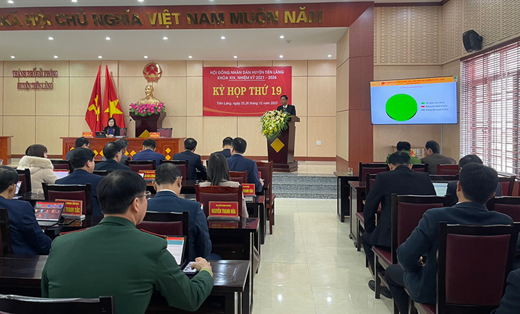Hội đồng nhân dân huyện Tiên Lãng tổ chức kỳ họp thứ 19 trong 2 ngày 25 - 26.12.2023. Ảnh: Cổng TTĐT Tiên Lãng
