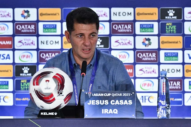 Huấn luyện viên Jesus Casas suýt bị hành hung sau trận thua của Iraq