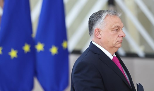 Thủ tướng Hungary Viktor Orban đến dự cuộc họp của các nhà lãnh đạo EU tại Brussels, Bỉ, ngày 14.12.2023. Ảnh: Xinhua