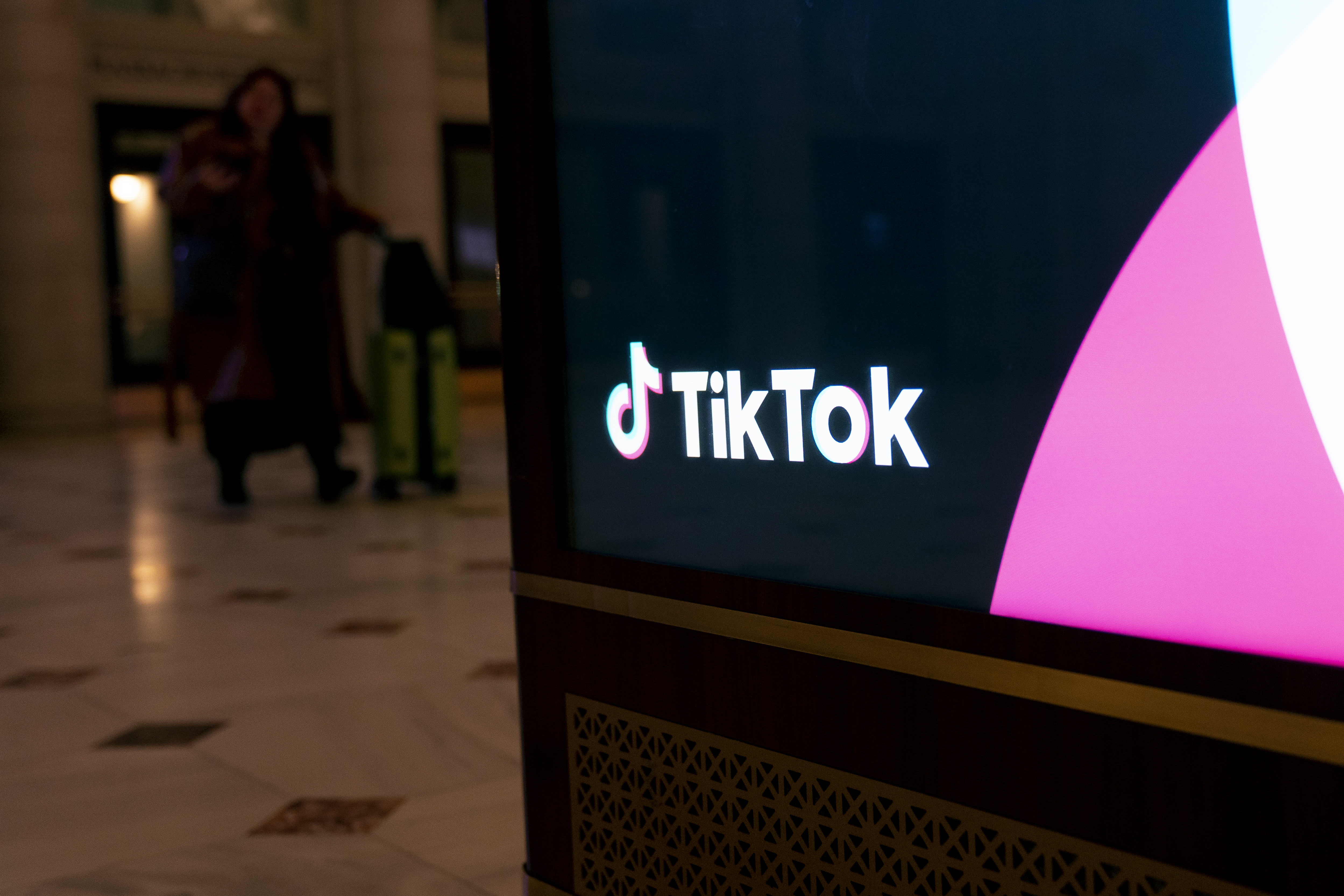 Kho nhạc của TikTok đang gặp nguy hiểm vì Universal Music muốn rút nhạc của mình khỏi nền tảng này. Ảnh: AFP