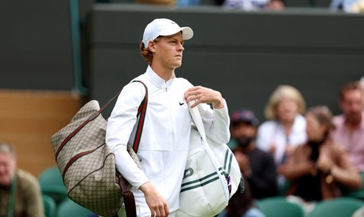 Jannik Sinner với chiếc túi Gucci tại Wimbledon. Ảnh: Wimbledon