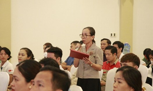 Giáo viên ở huyện Triệu Phong (tỉnh Quảng Trị) thắc mắc vì chưa được hưởng chế độ khi dạy học sinh khuyết tật tại các lớp hòa nhập. Ảnh: Hưng Thơ.
