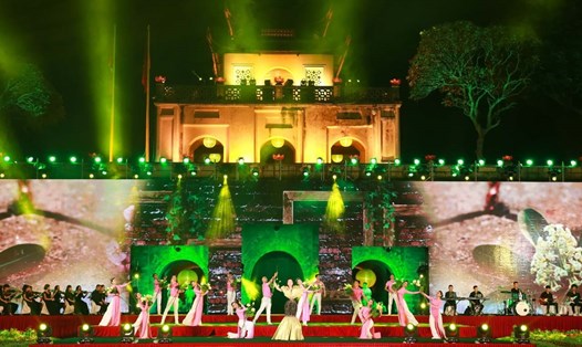 Biểu diễn văn nghệ tại một sự kiện ở Hoàng thành Thăng Long, Hà Nội. Ảnh: Hải Nguyễn