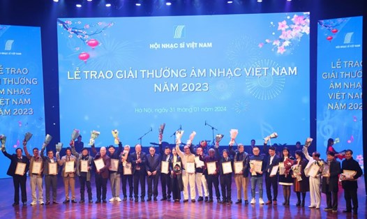 Lễ trao giải thưởng âm nhạc Việt Nam diễn ra sáng 31.1. Ảnh: Đình Trung