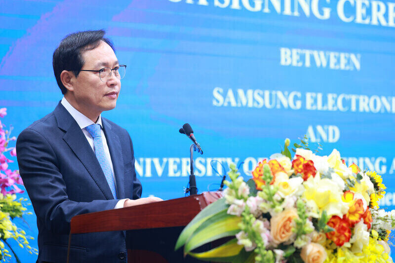 Ông Choi Joo Ho, Tổng Giám đốc Samsung Việt Nam phát biểu tại chương trình. Ảnh: Hạnh An. 
