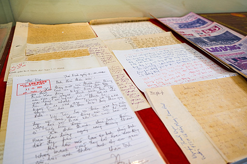 Những bức thư viết tay của những nhân vật được Báo Lao Động góp công, góp sức tìm lại công bằng. 