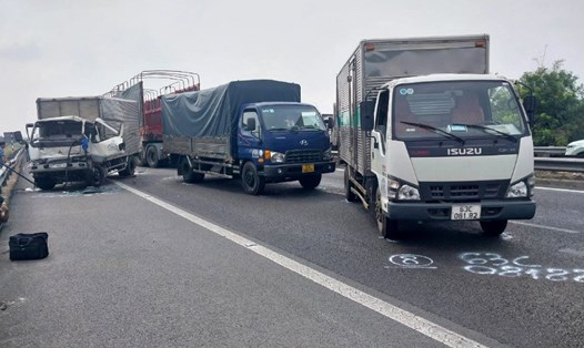 Hiện trường vụ tai nạn liên hoàn khiến cao tốc TPHCM - Trung Lương kẹt xe nối dài. Ảnh: An Long