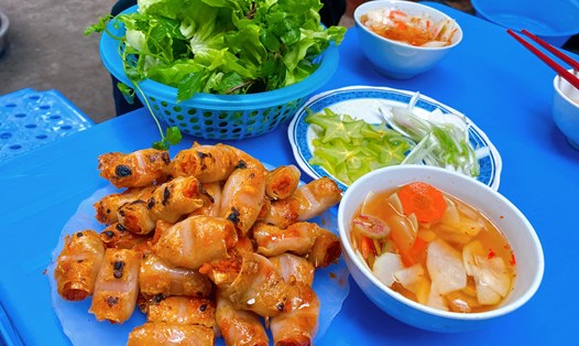 Chả tôm xứ Thanh nhất định phải thử một lần. Ảnh: Ăn uống Thanh Hóa