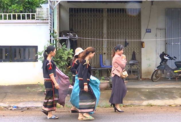 Cách làm hay này giúp bảo vệ môi trường sống xanh sạch đẹp. Ảnh: Bảo Trung