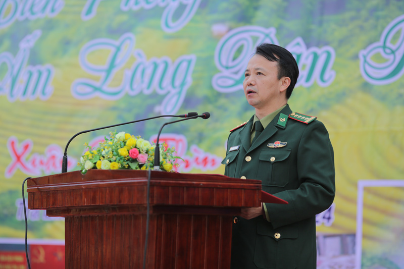 Đại tá Đặng Hồng Quân - Chính uỷ BĐBP tỉnh Cao Bằng phát biểu tại chương trình.