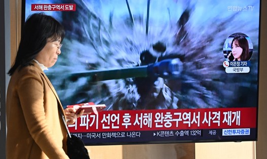 Triều Tiên tiếp tục bắn 60 quả đạn pháo ngày 6.1 sau khi đã bắn 200 quả một ngày trước đó. Ảnh: AFP