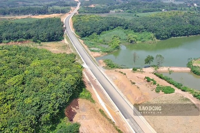 Chuyện giải phóng mặt bằng dự án đường 1.900 tỉ đồng ở Phú Thọ