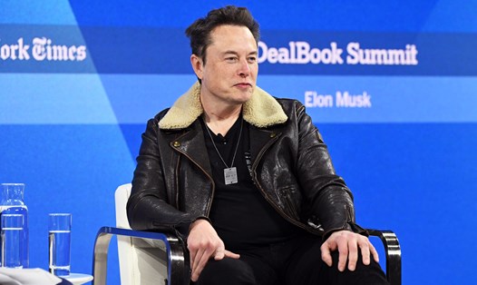 Trong quá khứ, tỉ phú Elon Musk đã từng hút cần sa khi quay video podcast và thừa nhận sử dụng ketamine để chữa trầm cảm. Ảnh: AFP