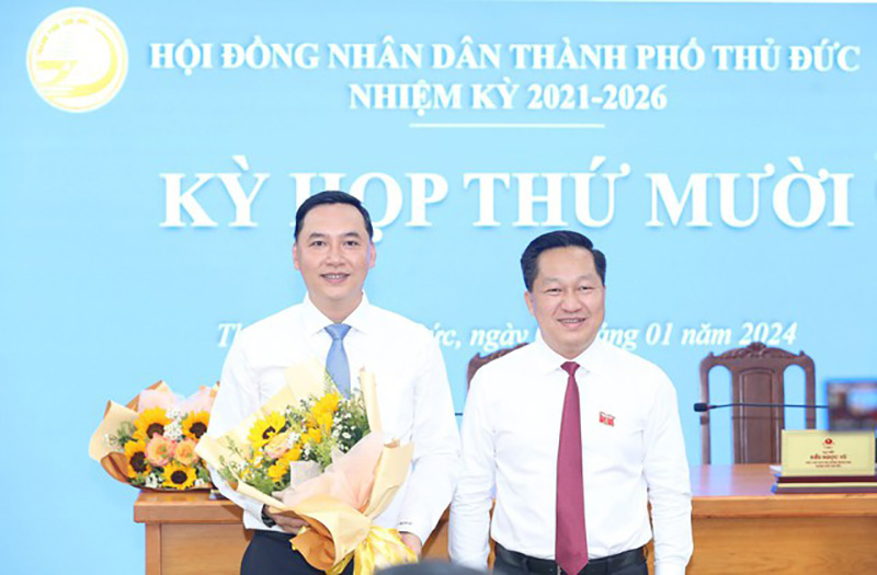 Ông Mai Hữu Quyết được bầu làm Phó Chủ tịch UBND TP Thủ Đức. Ảnh: VGP/Vũ Phong  