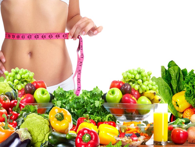 Ăn hoa quả thường xuyên giúp giảm cân hiệu quả. Đồ họa: Hương Giang